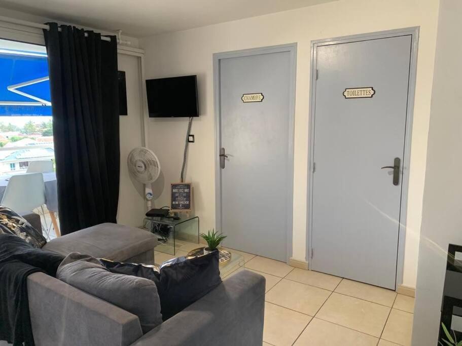 Апартаменты Chez Tonton David 972 Фор-де-Франс Экстерьер фото